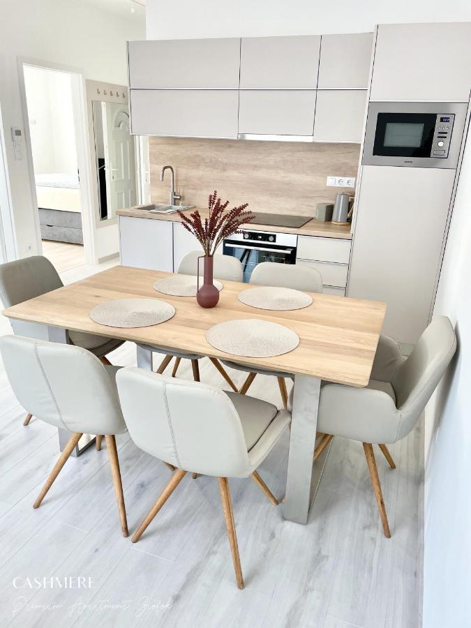 Cashmere Premium Apartment Siófok Exteriér fotografie
